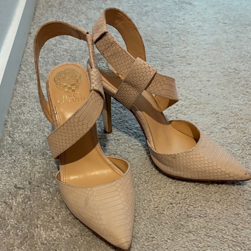 Vince Camuto Beige Textured Heels
